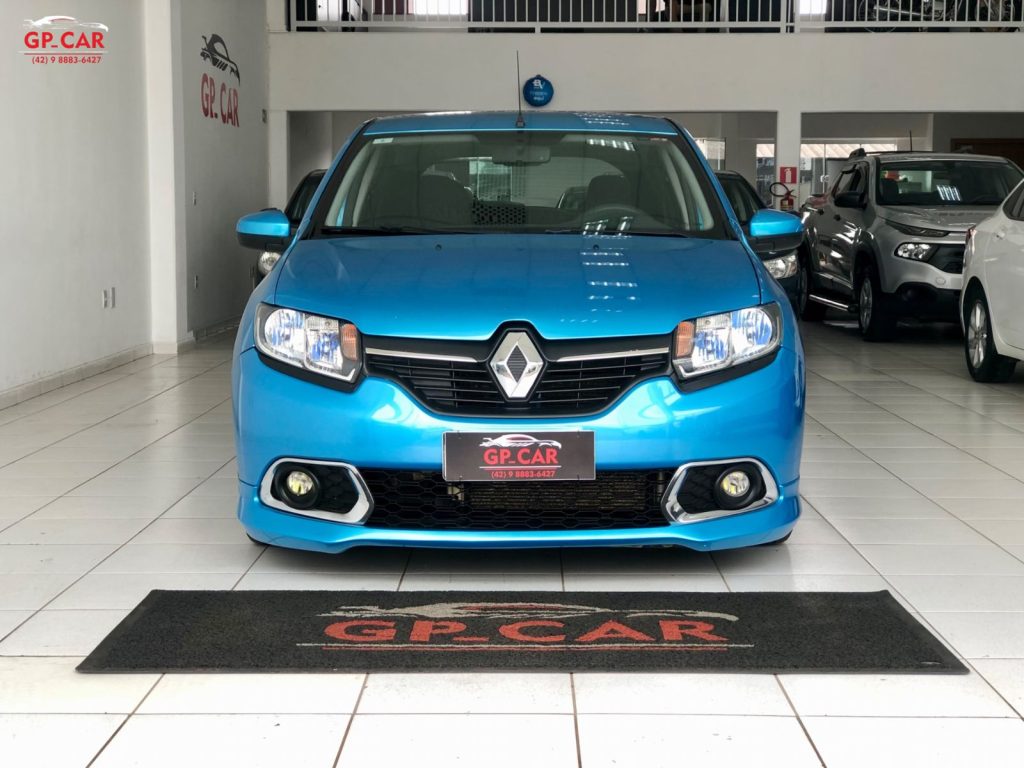 RENAULT SANDERO 1.6 MANUAL