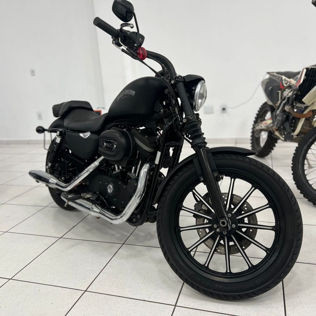 HARLEY DAVIDSON LX 883N