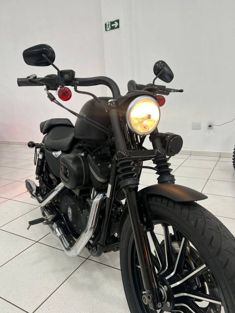 HARLEY DAVIDSON LX 883N