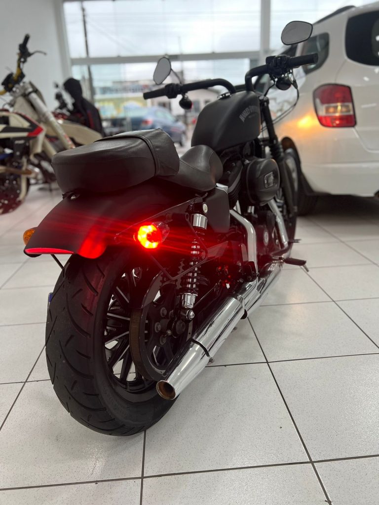 HARLEY DAVIDSON LX 883N